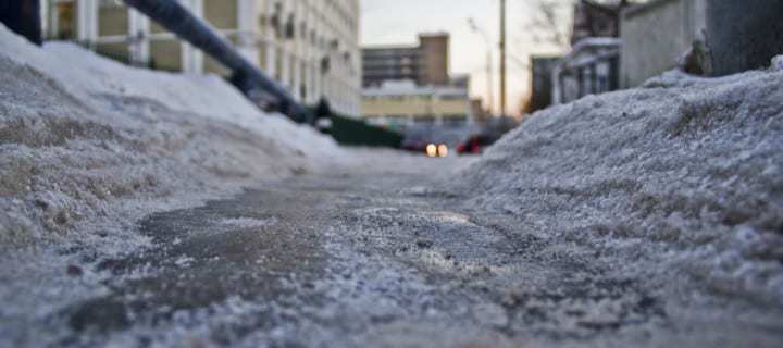 How to drive in winter weather?